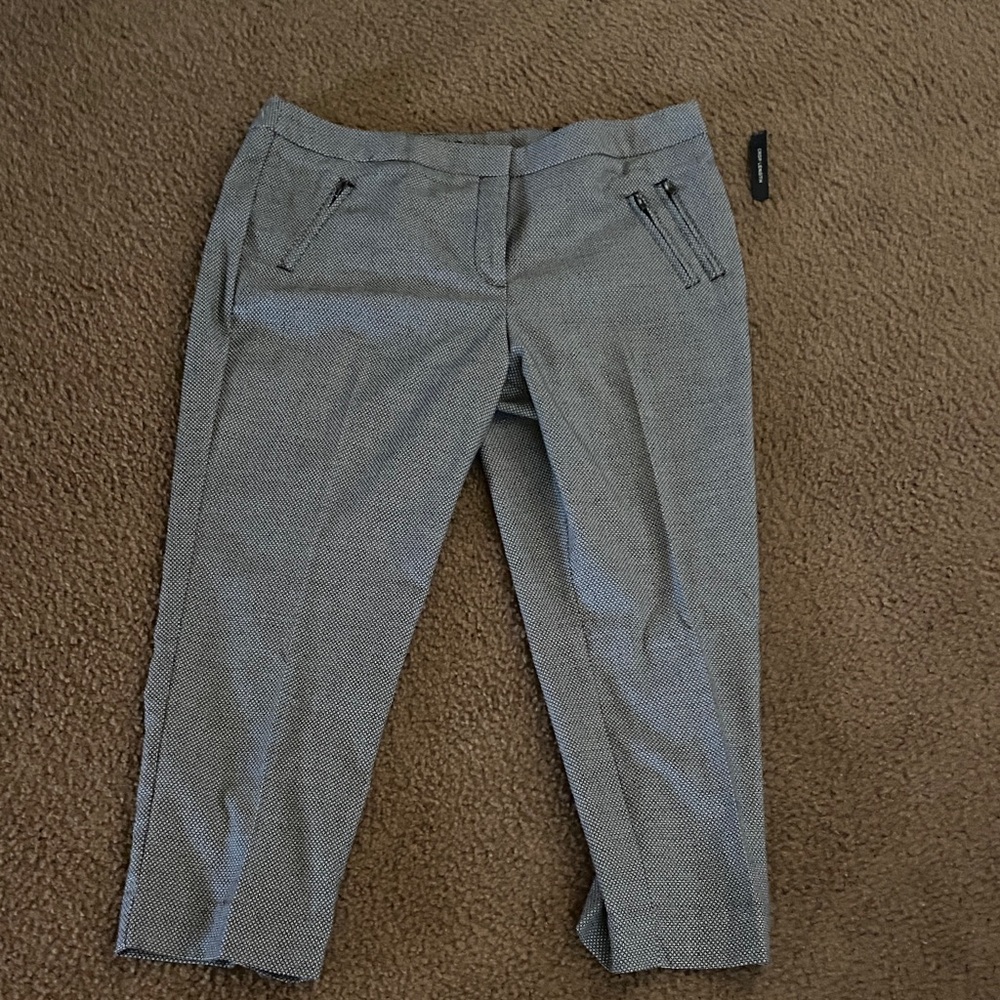 Worthington Black and White Cropped Pants
